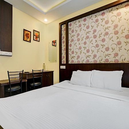 Kochi Galaxy Inn מראה חיצוני תמונה