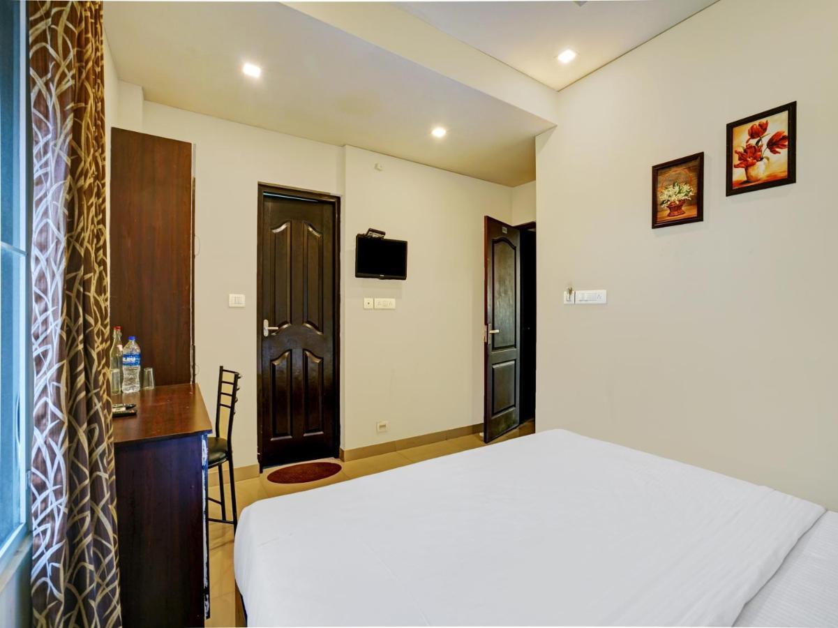 Kochi Galaxy Inn מראה חיצוני תמונה